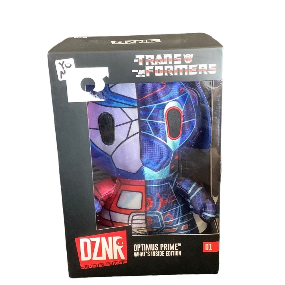 Hasbro Transformers 01 Optimus Prime DZNR Collectible Plush‎ Toy What's Inside
